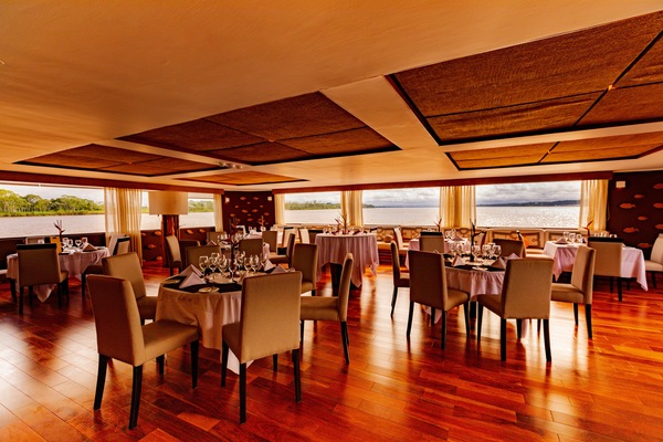 Avalon Waterways Delfin III Dining Room3.jpg